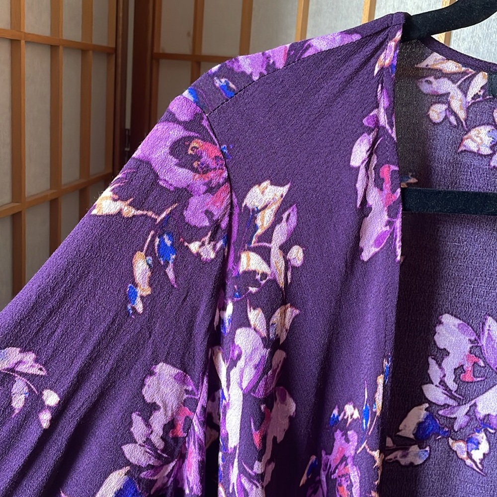 Torrid Floral Print Fringe Kimono in Waters Edge Size 1x (14 - 16) - Picture 5 of 13